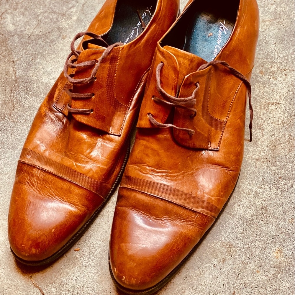 Kenneth Cole dress shoes, size 12, brown, classy.